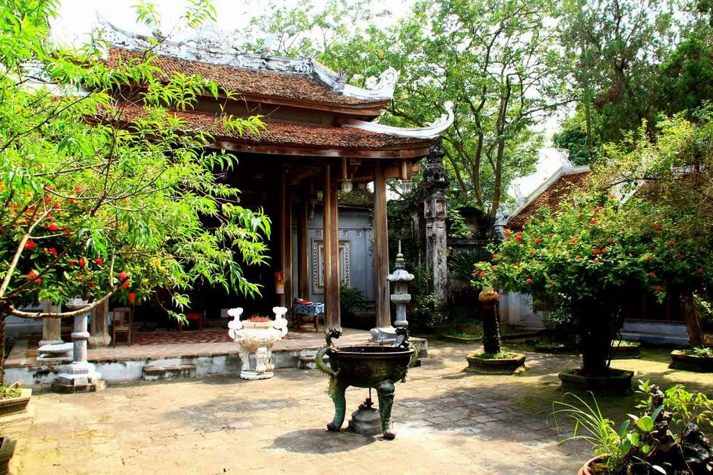 Các địa điểm du lịch hưng Yên : Đền Đa Hòa